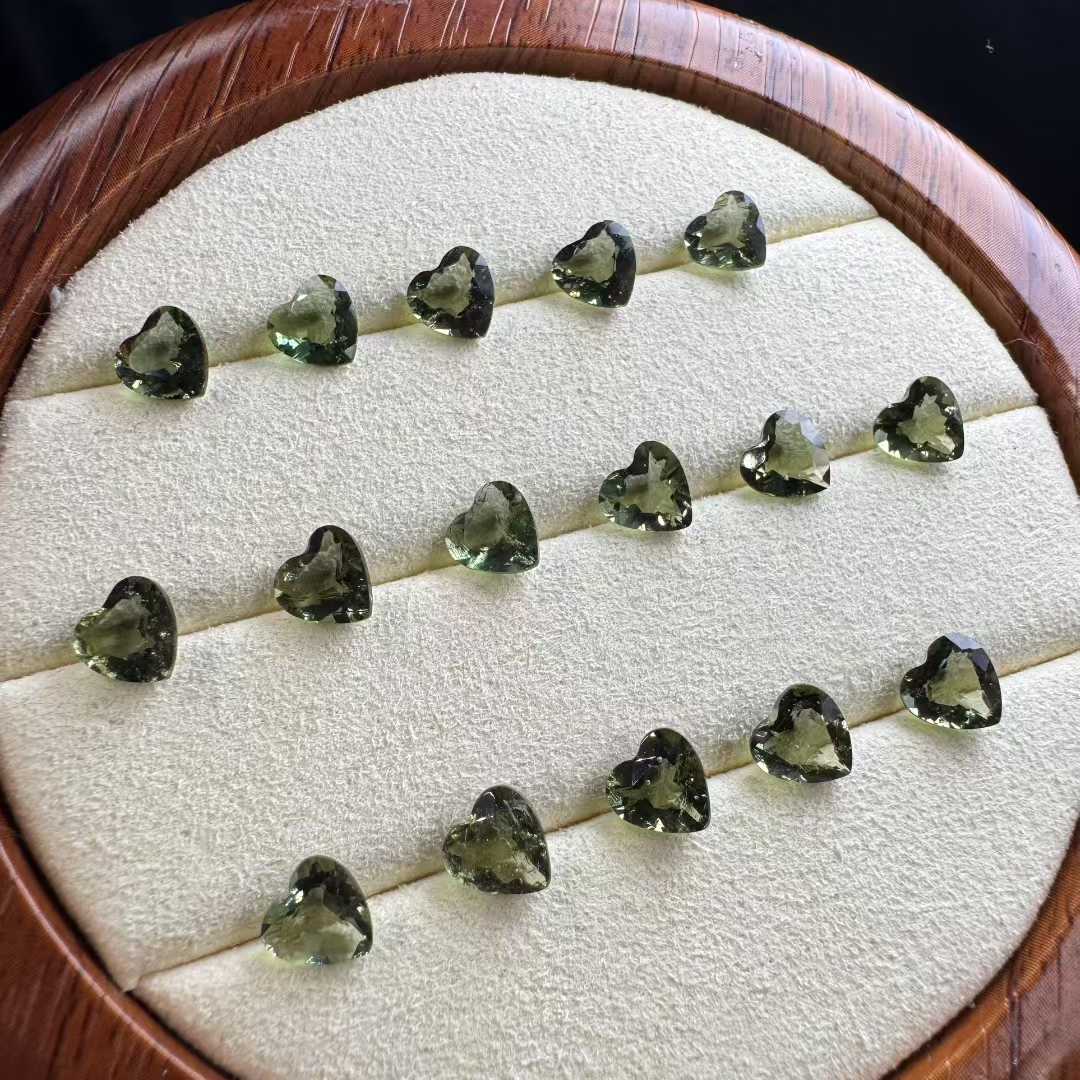 Natural Czech Meteorite Faceted Heart Gem (5.5-6.5mm) - Perfect for Jewelry Inlay