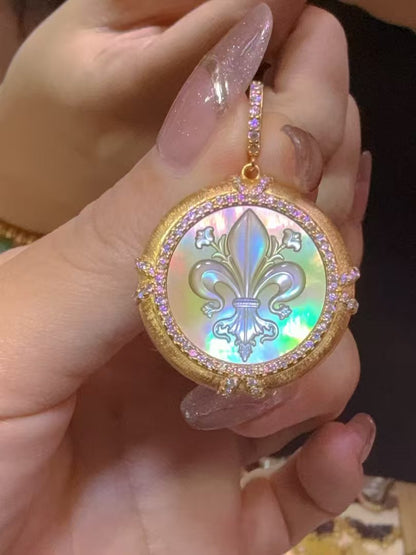 Golden Lip Oyster Iris Motif Cameo Pendant Necklace  & Freshwater Pearl Chain | 925 Sterling Silver gold-plated|Bulk Price