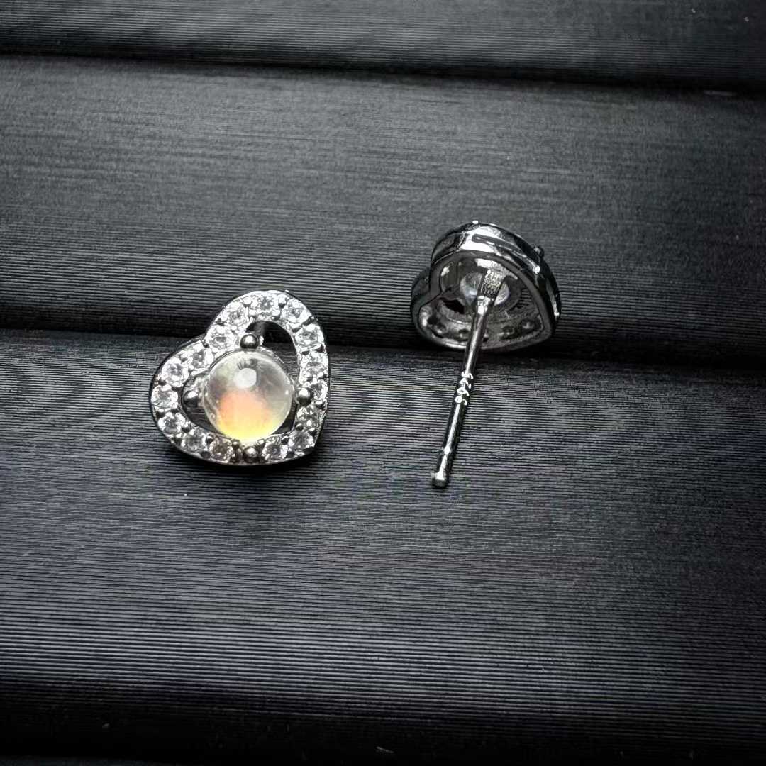 Natural Madagascar Rainbow Moonstone Heart Stud Earrings (S925 Silver Setting) -|Bulk Price
