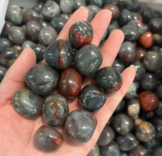 Bold 20-30mm African Bloodstone Tumbled Stones - 1kg Bulk Protection & Vitality Crystals (Deep Green with Red Speckles)