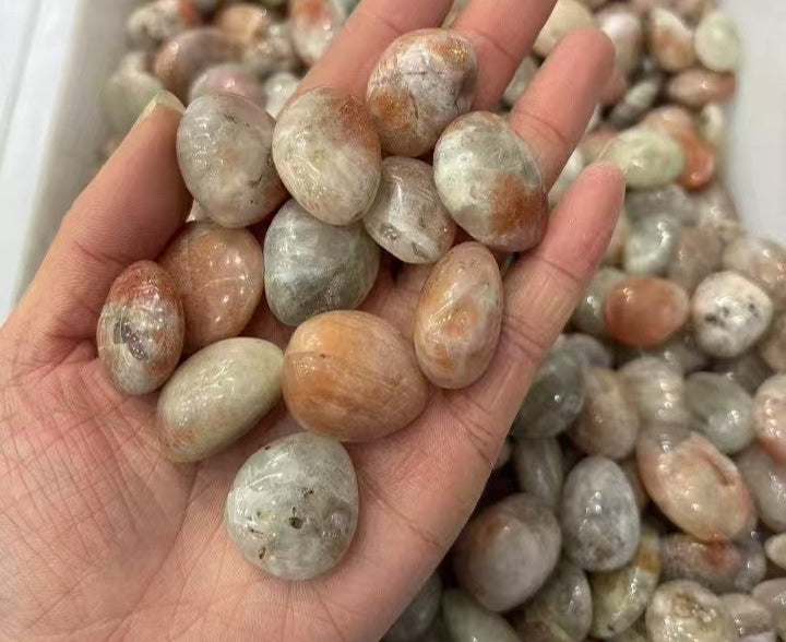 Sun-Kissed 15-20mm Natural Sunstone Tumbled Stones - 1kg Bulk Abundance & Joy Crystals (Golden Schiller Effect, Feldspar Gem)