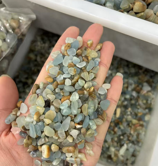 5-7mm Natural Blue Onyx Chip-(1kg)-Bulk price