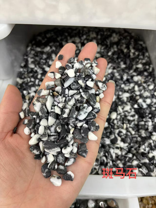 5-7mm Natural Black Zebra Stone Chips -(1kg)-Bulk price